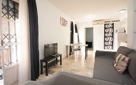 AH San Lorenzo by Arc House
